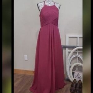 AW Bridal‎ Women's SZ 8 halter gown Raspberry chiffon twisted front bridal prom
